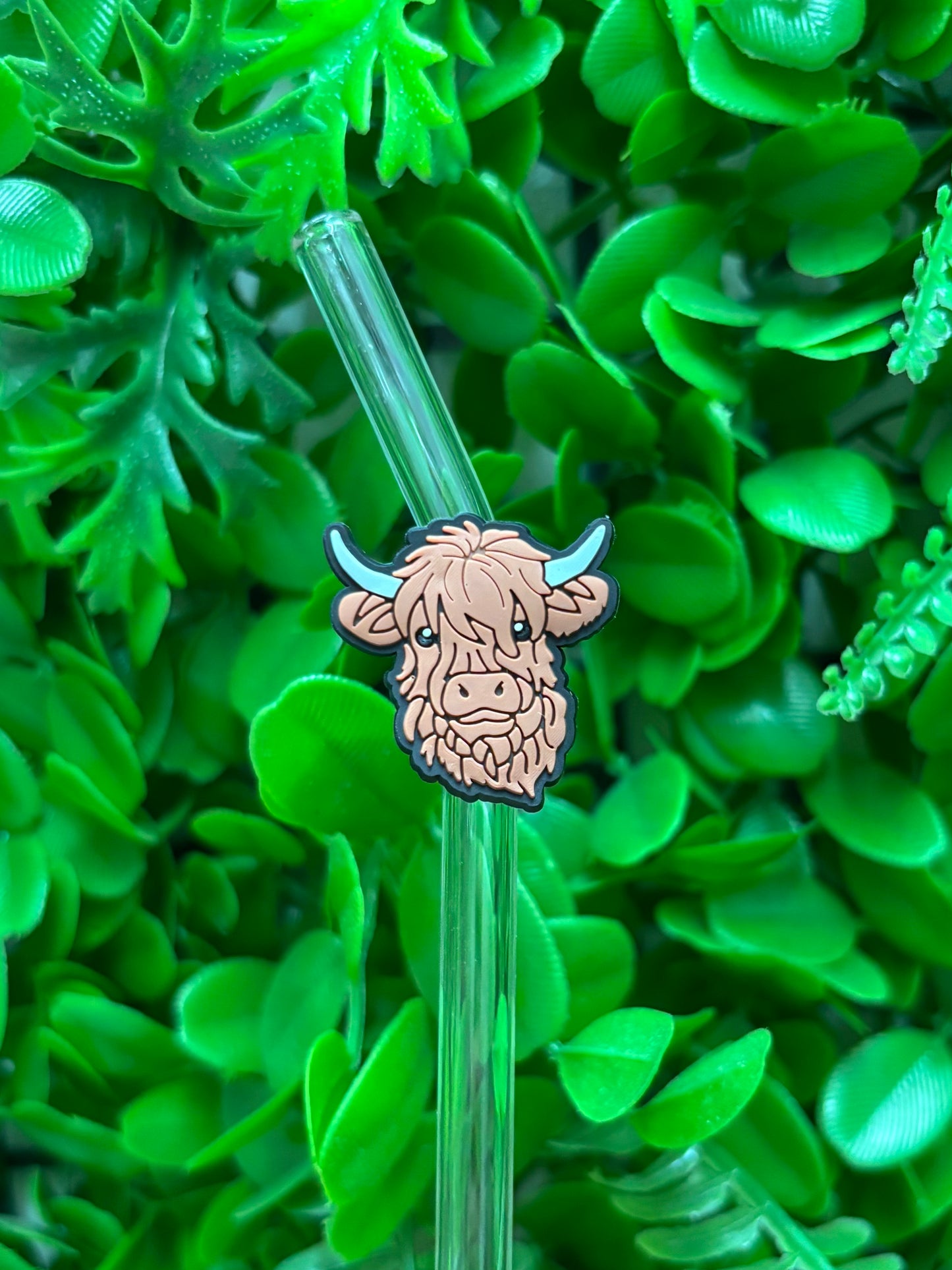 132 - Straw Charm