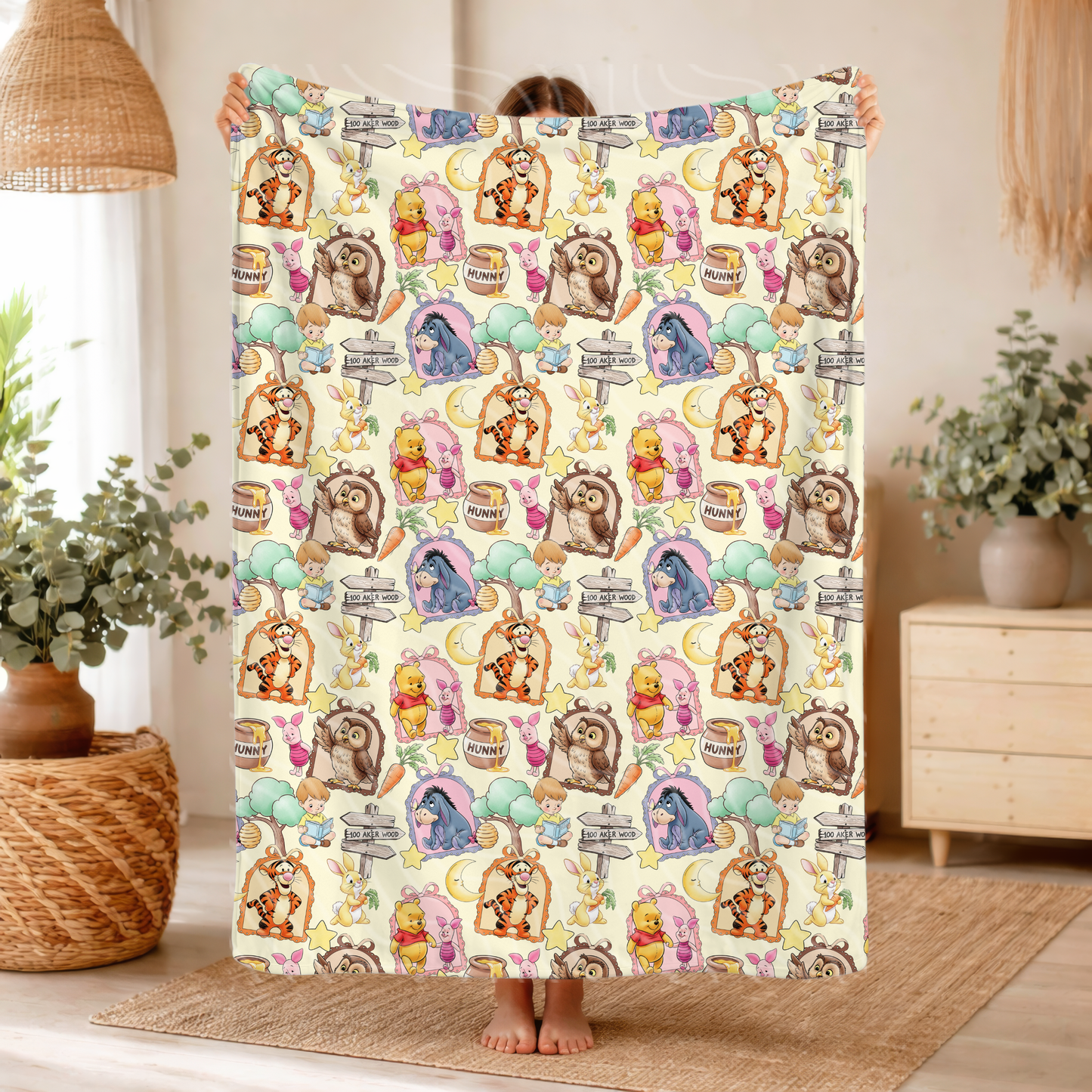 W_nnie - Throw Blanket
