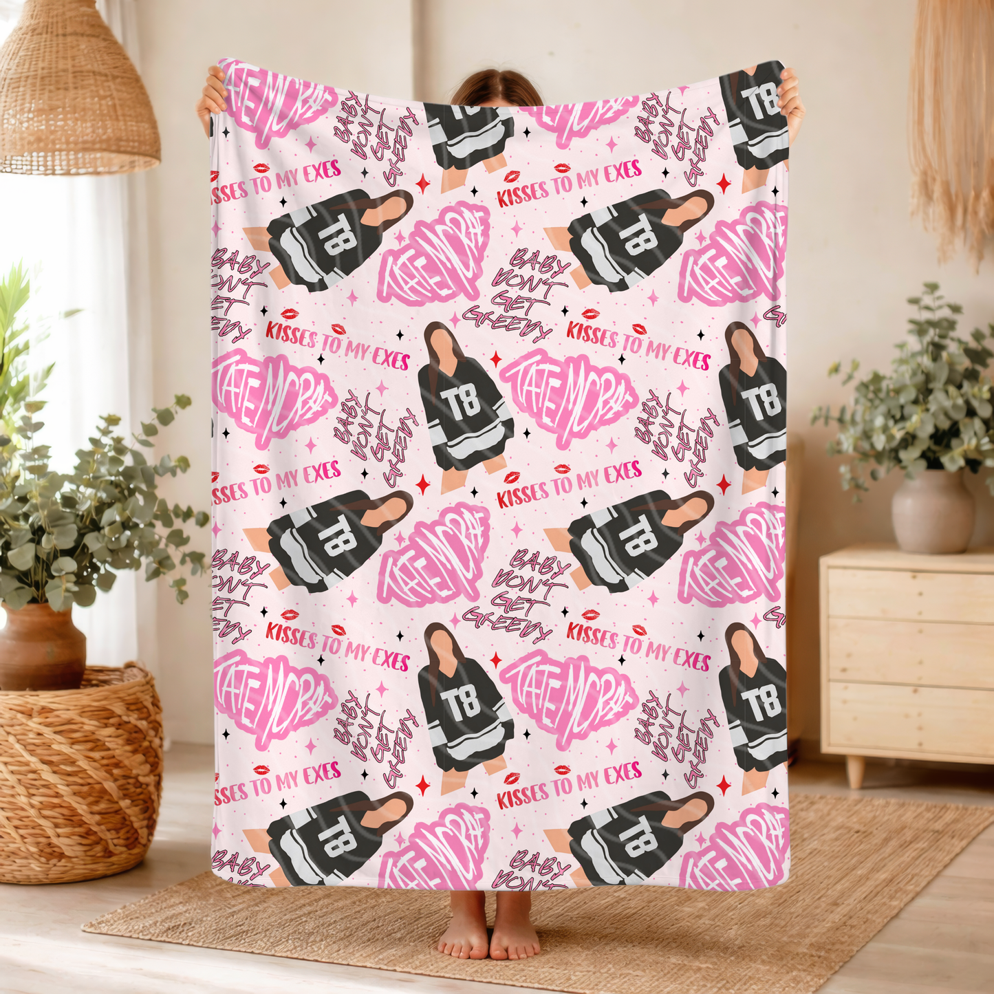 T_te McR_e - Throw Blanket