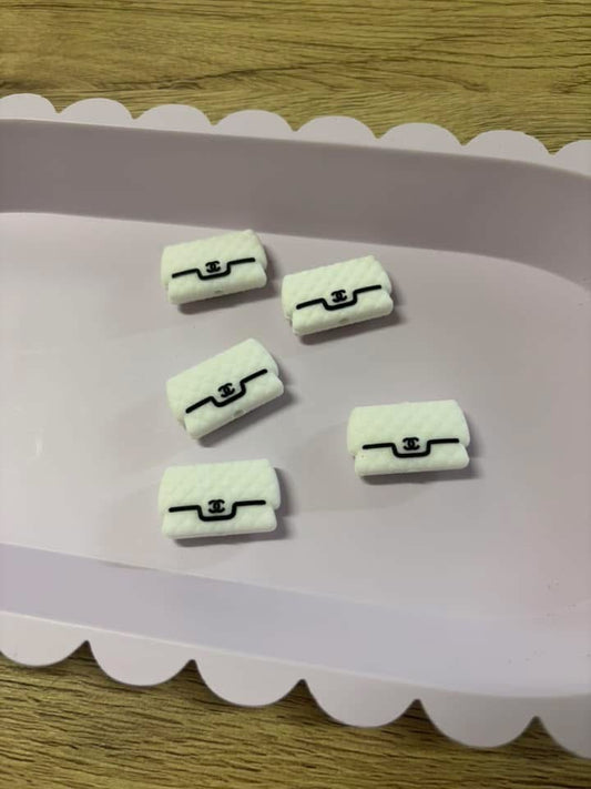 12 - Focal Bead
